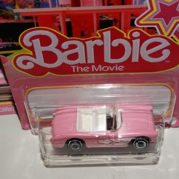 Hot Wheels Barbie The Movie 1956 Corvette 1 Car - Pink (HPR54) - Picture 2 of 2